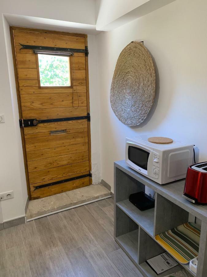 Apartamento Les Lauriers LʼIsle-sur-la-Sorgue Exterior foto