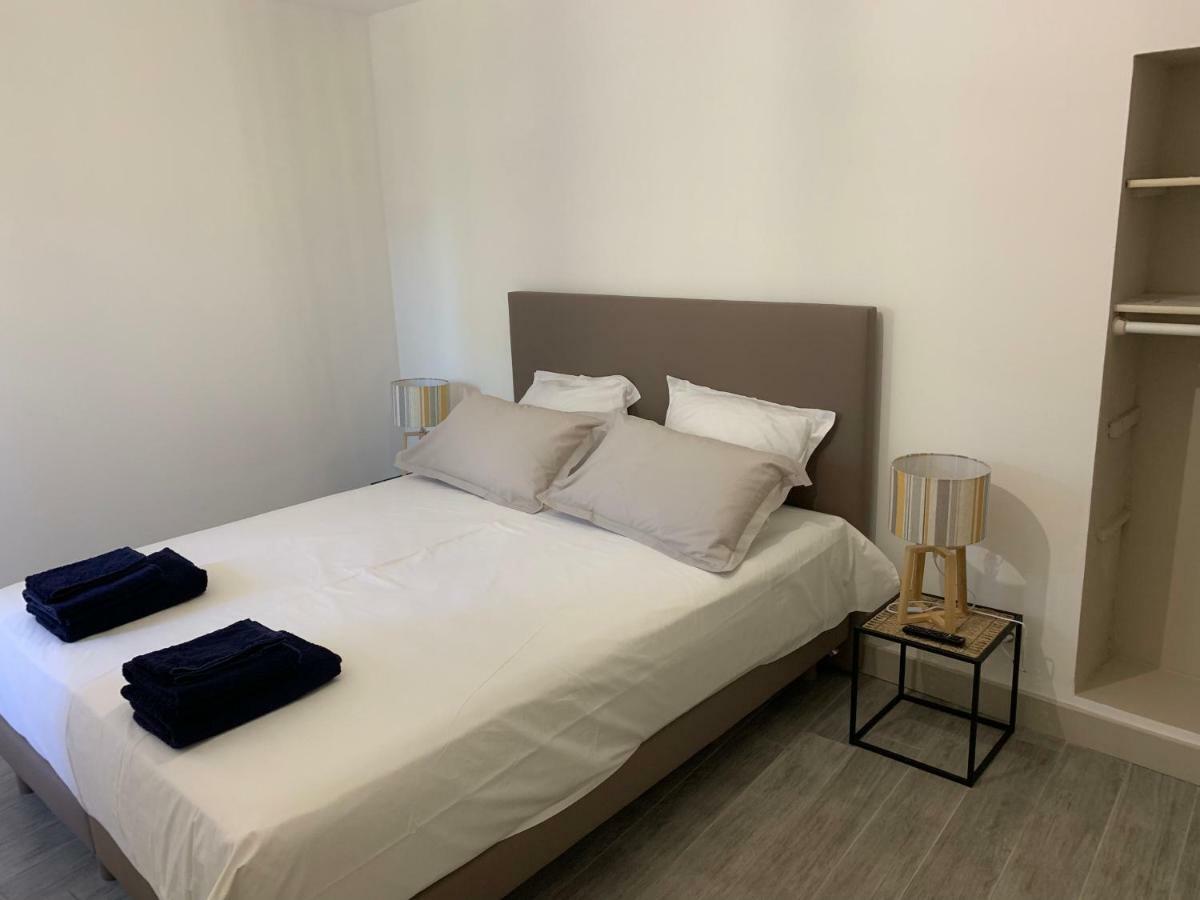 Apartamento Les Lauriers LʼIsle-sur-la-Sorgue Exterior foto